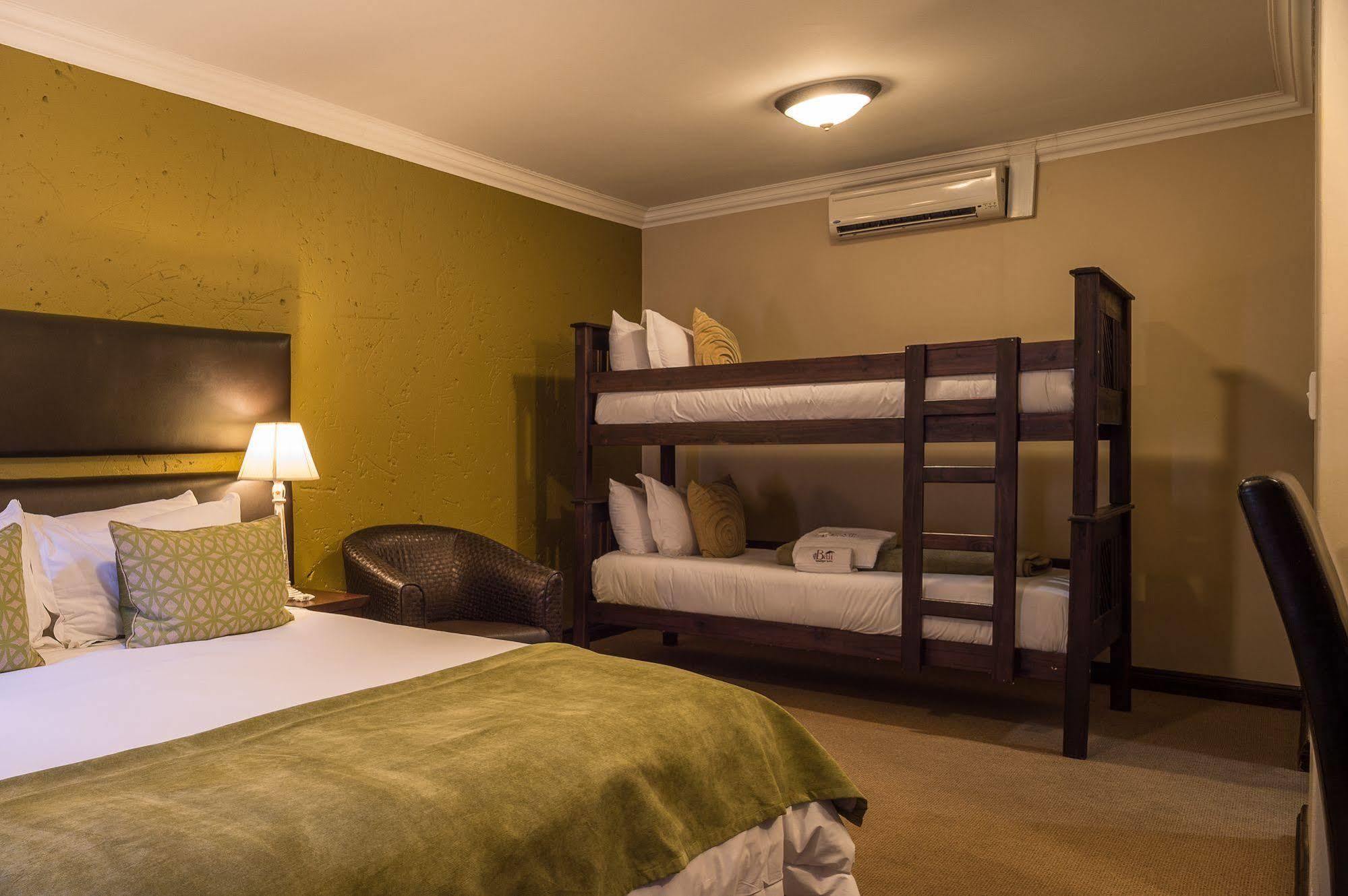 Villa Bali Luxury Guesthouse Bloemfontein Exterior photo
